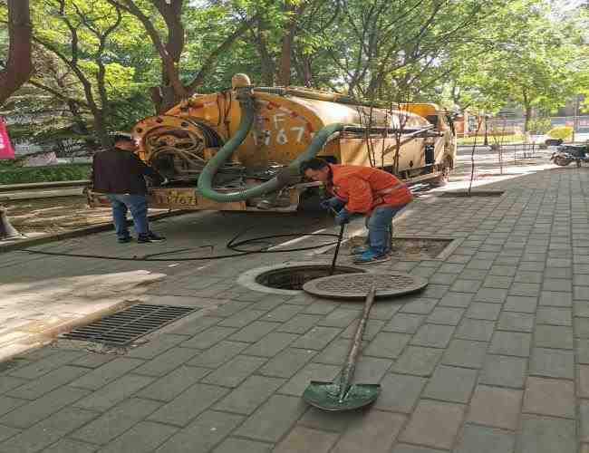 化糞池堵塞清理管道有用嗎南湖園社區清理化糞池師傅電話
