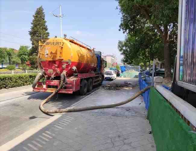 化糞池清理與道路交通的聯系是什么？