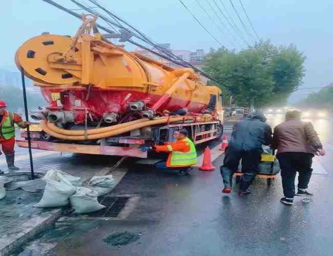 廚房下水道反復堵塞怎么辦馬桶疏通師傅電話