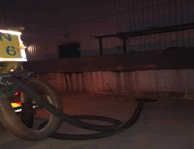 高壓清洗管道機(jī)(高壓清洗疏通管道一次多少錢)