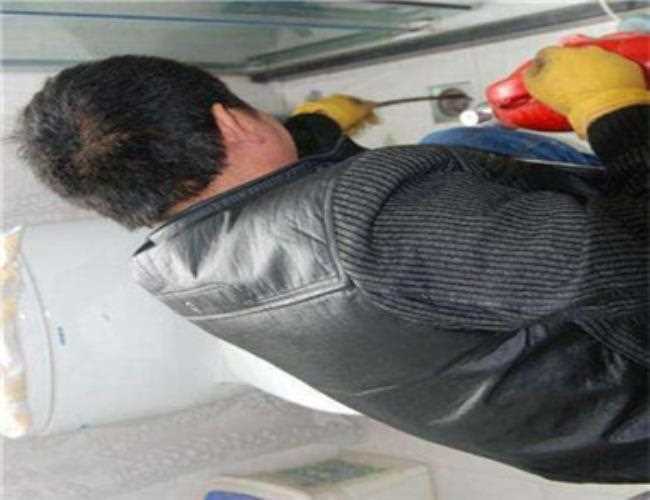 利澤中二路管道疏通管道疏通車的工作原理