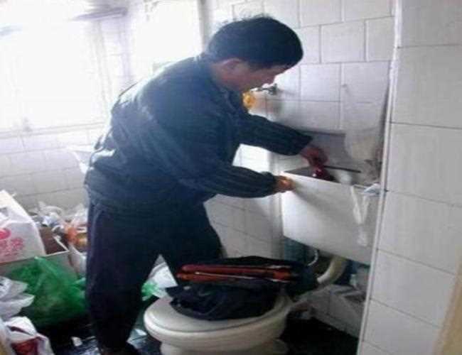 疏通馬桶多少錢合理(疏通馬桶上門服務(wù)電話)