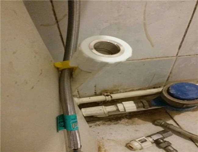 萬樹園小區(qū)防臭地漏芯排水溝清掏一般要多少錢