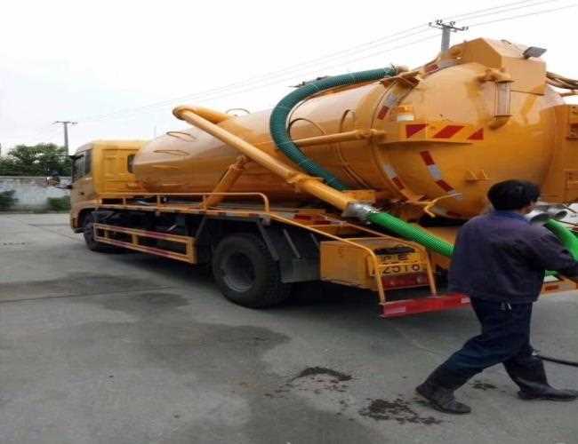 抽污水車(chē)抽一車(chē)需要多少錢(qián).jpg